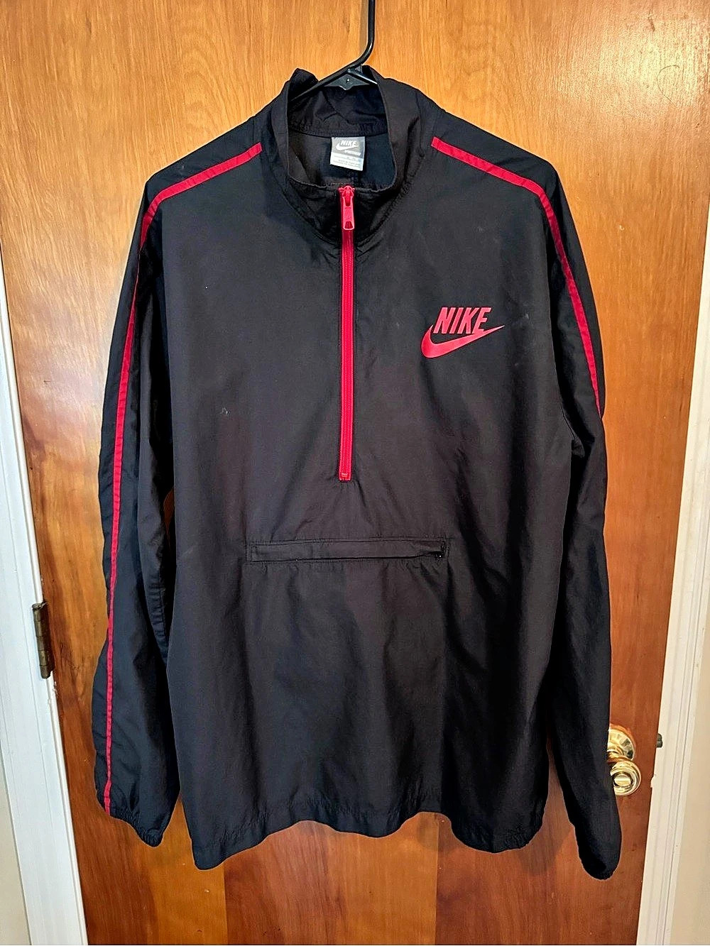 Nike Packable Half-Zip Anorak Windbreaker Men's Black & Red